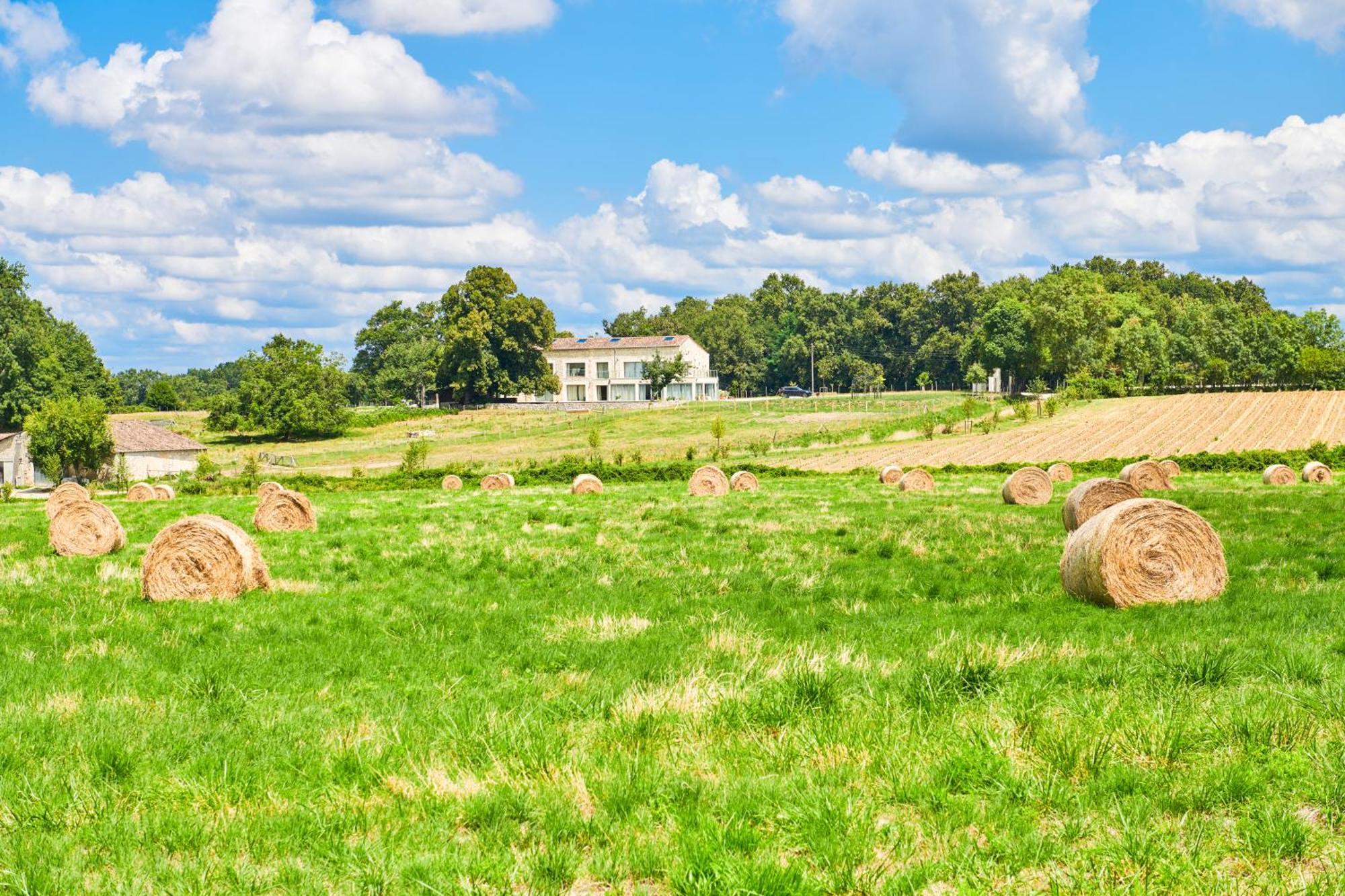 Fantastic Petit Beauval Hotel Saint-Sulpice-et-Cameyrac ภายนอก รูปภาพ