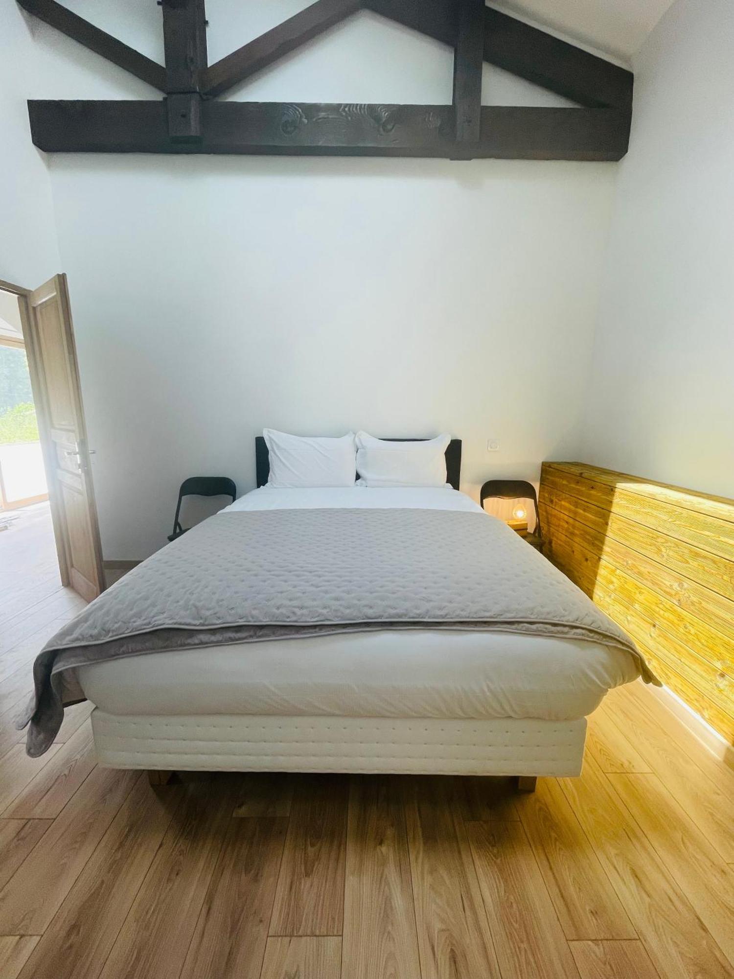 Fantastic Petit Beauval Hotel Saint-Sulpice-et-Cameyrac ภายนอก รูปภาพ